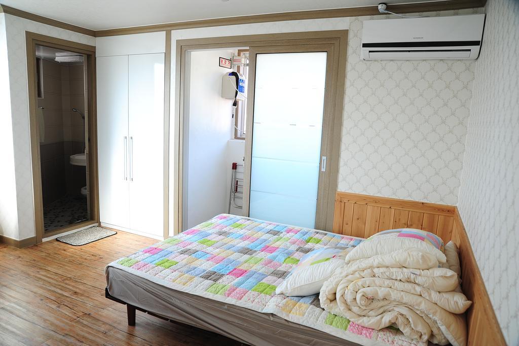 The 1St Andong Hostel Esterno foto