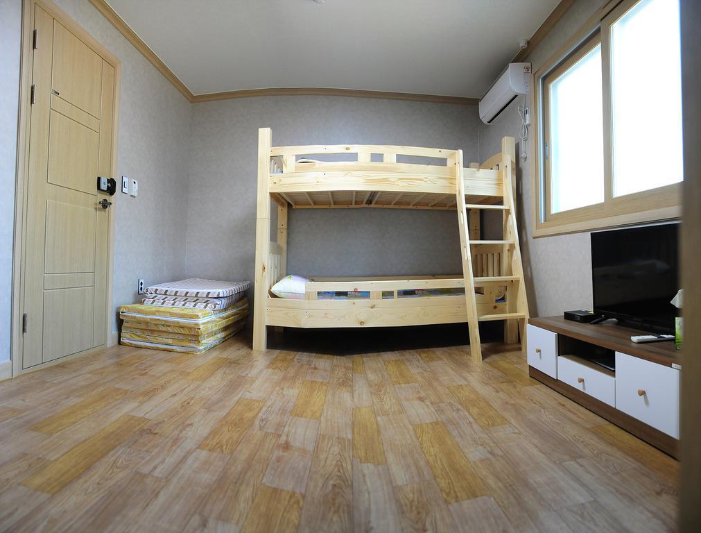 The 1St Andong Hostel Esterno foto