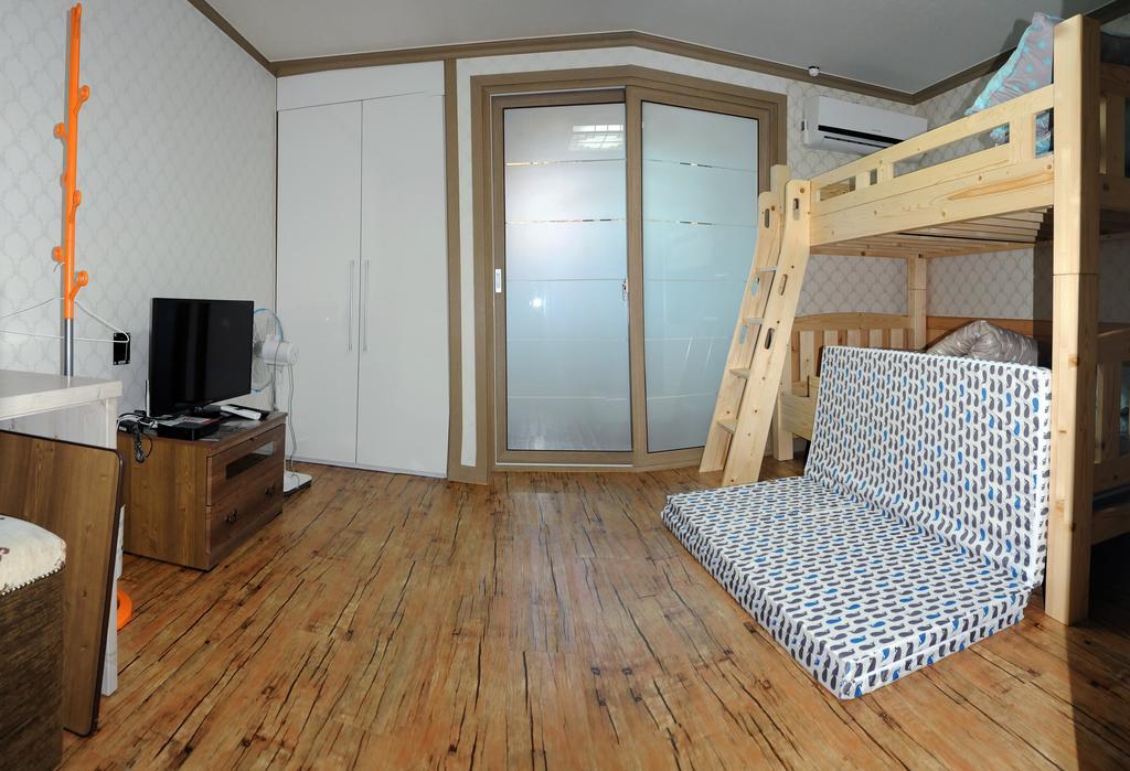 The 1St Andong Hostel Esterno foto
